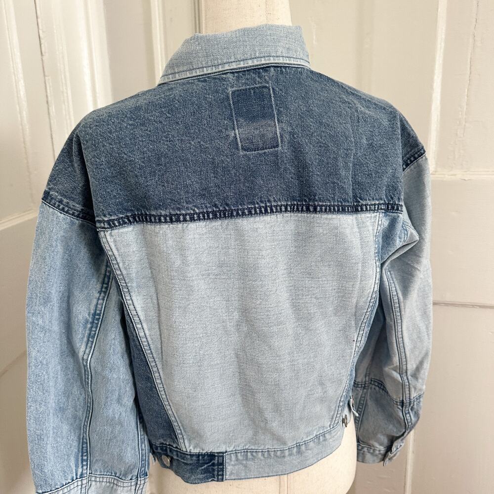 NWT Gap Patchwork Denim Jacket NWT - image 4